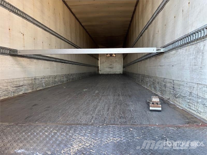 Vanguard 53 ft x 102 in Tri/A Heated Van Trailer مقطورات ذات هيكل صندوقي