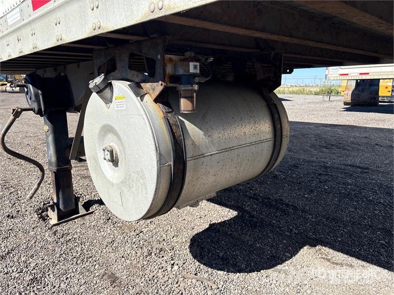 Vanguard 53 ft x 102 in T/A Van Trailer Furgons