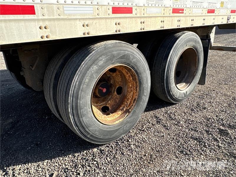 Vanguard 53 ft x 102 in T/A Heated Van Trailer Skappåbygg