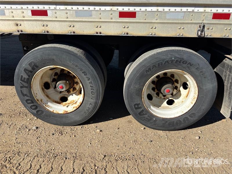 Vanguard 53 ft x 102 in T/A Heated Van Trailer Dobozos pótkocsik