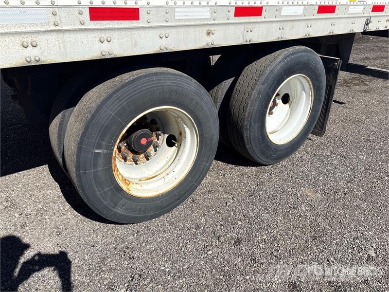 Vanguard 53 ft x 102 in T/A Van Trailer Furgons