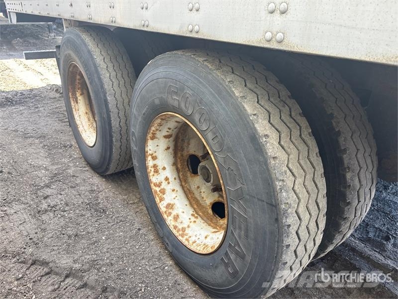 Vanguard 53 ft x 102 in T/A Van Trailer Прицепы-фургоны