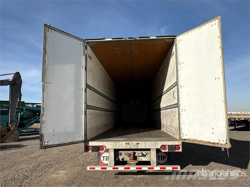 Vanguard 53 ft x 102 in T/A Heated Van Trailer Skappåbygg