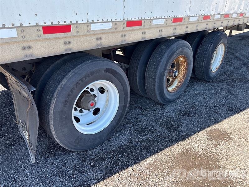 Vanguard 53 ft x 102 in Tri/A Van Trailer Furgons