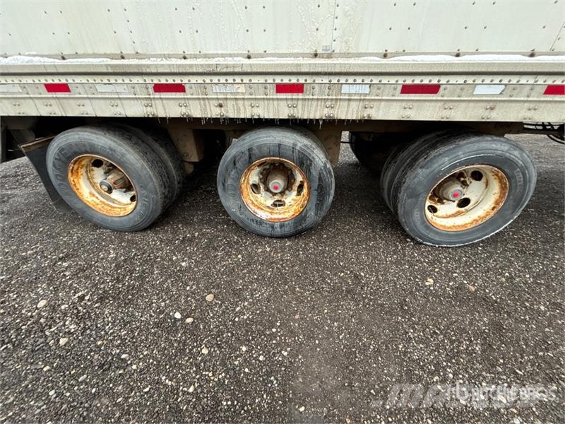 Vanguard 53 ft x 102 in Tri/A Van Trailer Umpikoriperävaunut