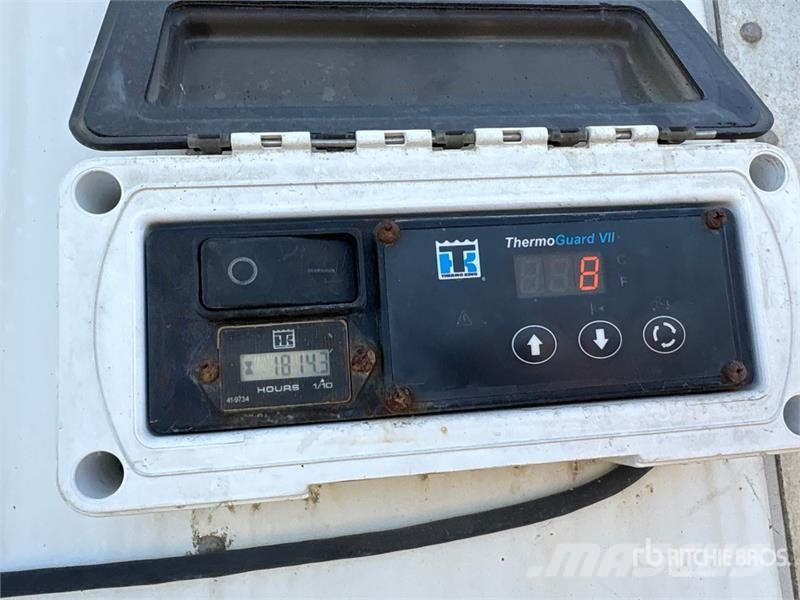 Vanguard 53 ft x 102 in T/A Heated Van Trailer Skappåbygg