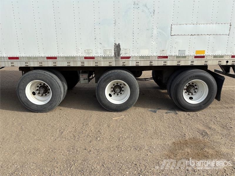 Vanguard CVI 53 ft x 102 in Tri/A Van Trailer Remorque Fourgon