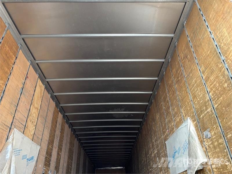 Vanguard CVI 53 ft x 102 in Tri/A Van Trailer Remorque Fourgon