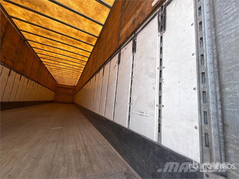 Vanguard VIP 53 ft x 102 in T/A Van Trailer Причепи-фургони