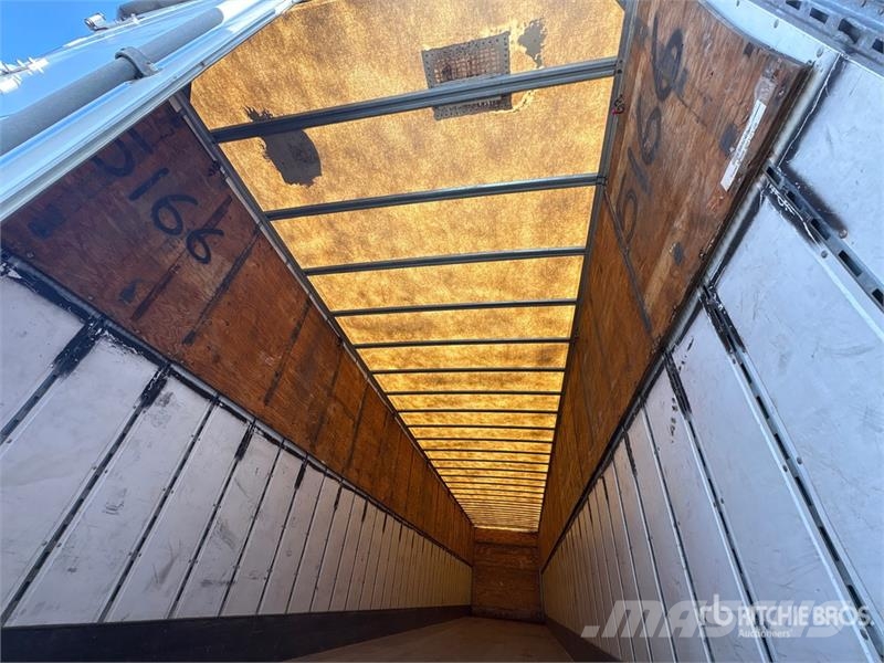 Vanguard VIP 53 ft x 102 in T/A Van Trailer Причепи-фургони