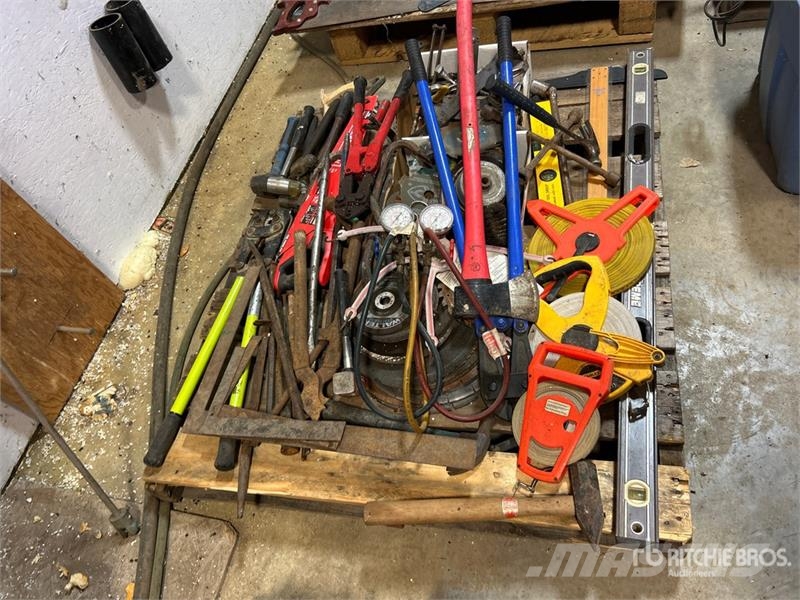 Vault Cutters, Leveller, Hammers, Used Saw Blades Drugi deli