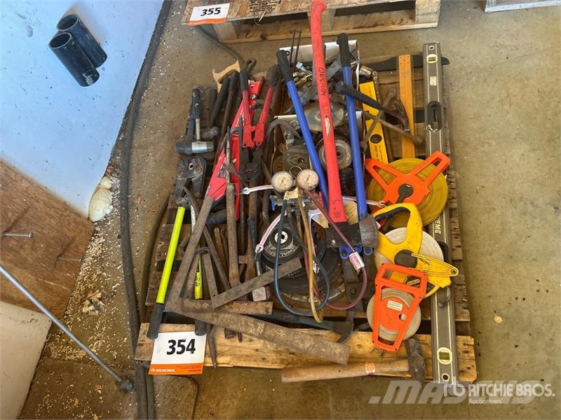 Vault Cutters, Leveller, Hammers, Used Saw Blades Andre komponenter