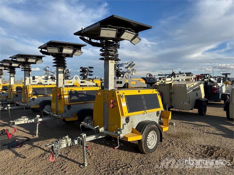  Verdegro HLT-6100 2.4 kW Solar Light Tower Light towers