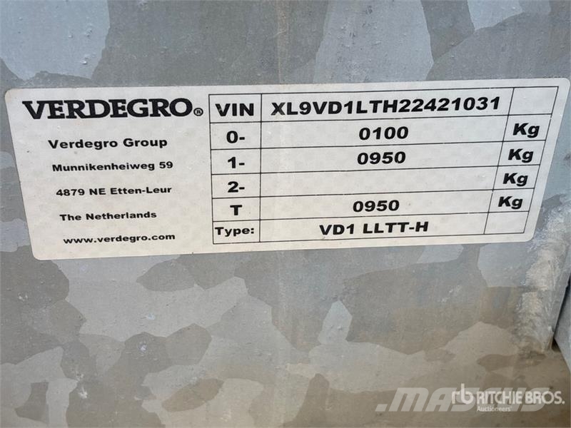 Verdegro HLT-6100 2.4 kW Diesel Hybrid Solar Light Rasvetni stubovi