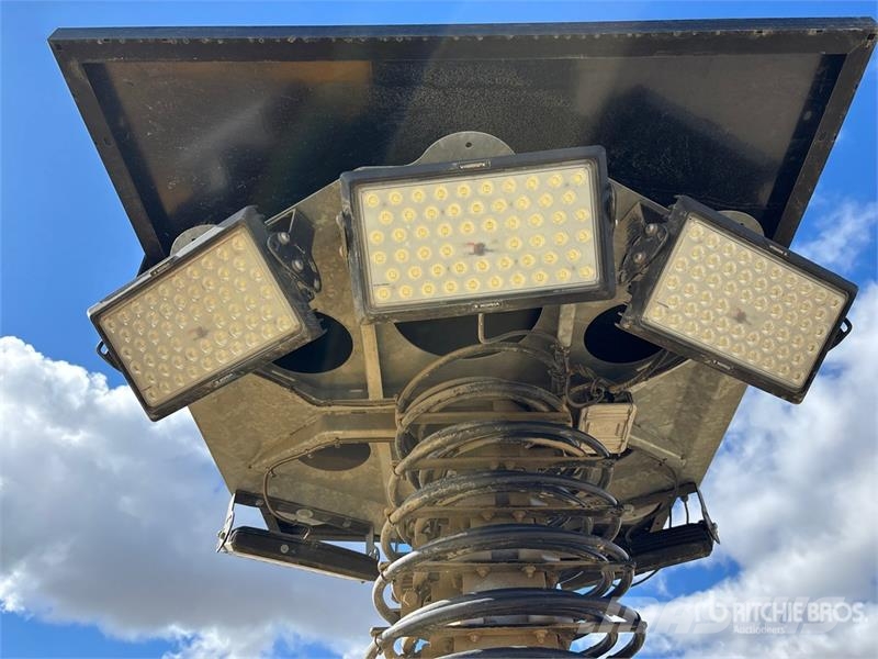 Verdegro HLT-6100 2.4 kW Light Tower (Inoperable) Rasvetni stubovi