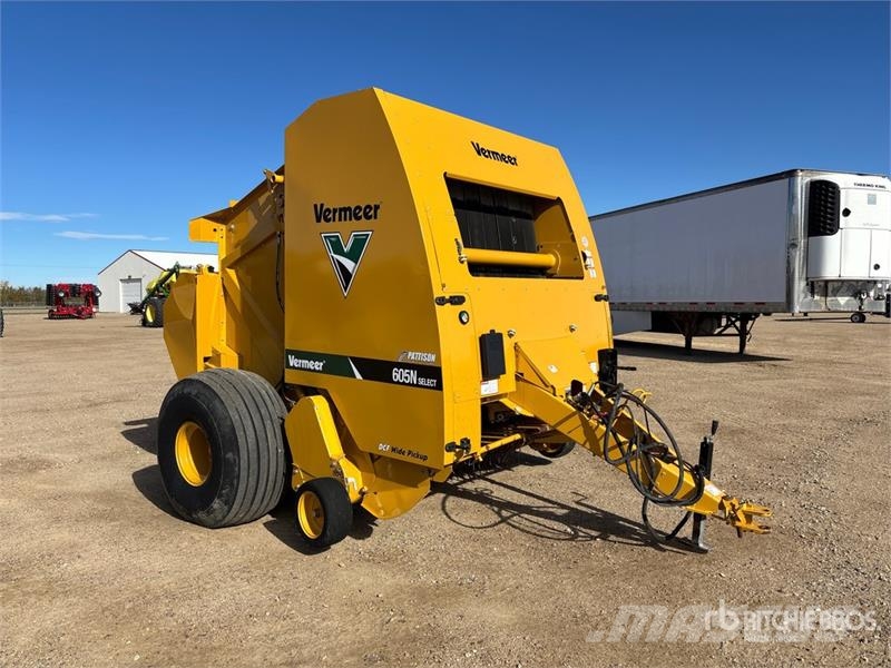 Vermeer 605N Select Round Baler Lisy na okrúhle balíky