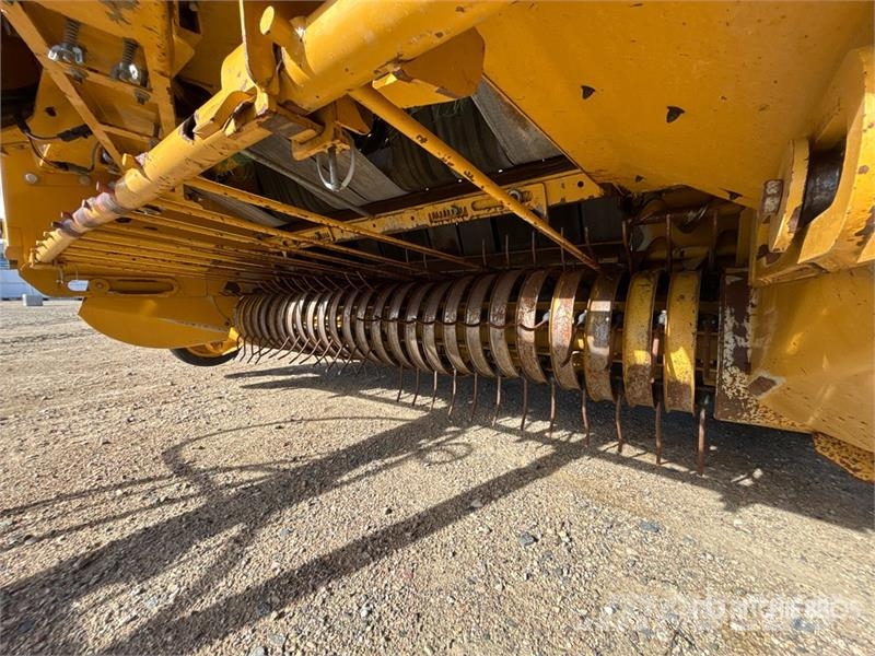 Vermeer 605N Select Round Baler Lisy na okrúhle balíky