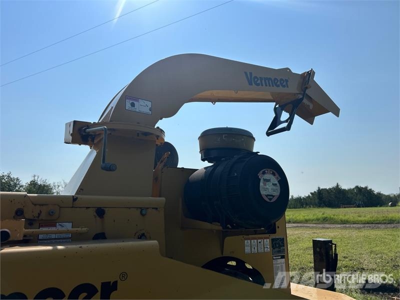 Vermeer BC1800XL Tow-Behind Wood Chipper ウッドチッパー