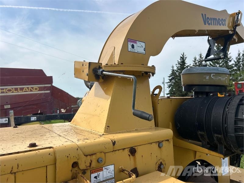 Vermeer BC1800XL Tow-Behind Wood Chipper ウッドチッパー