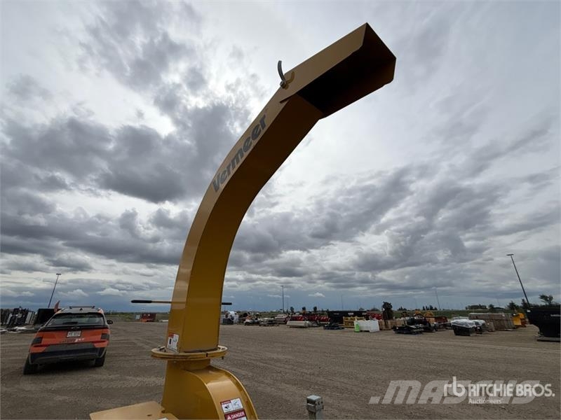 Vermeer BC700XL Tow-Behind Wood Chipper Trituradoras de madera