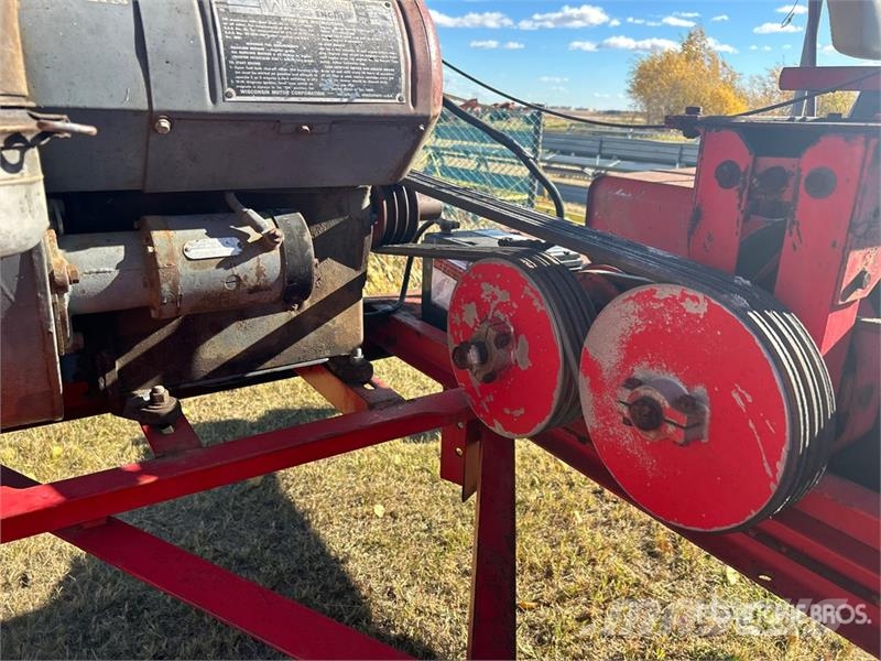 Versatile 103 Swather Windrower Рядковые косилки