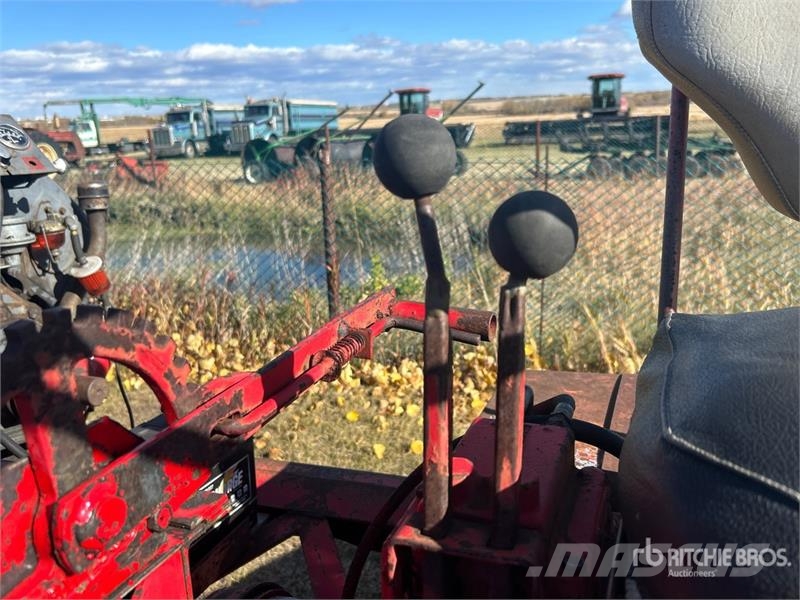 Versatile 103 Swather Windrower Рядковые косилки