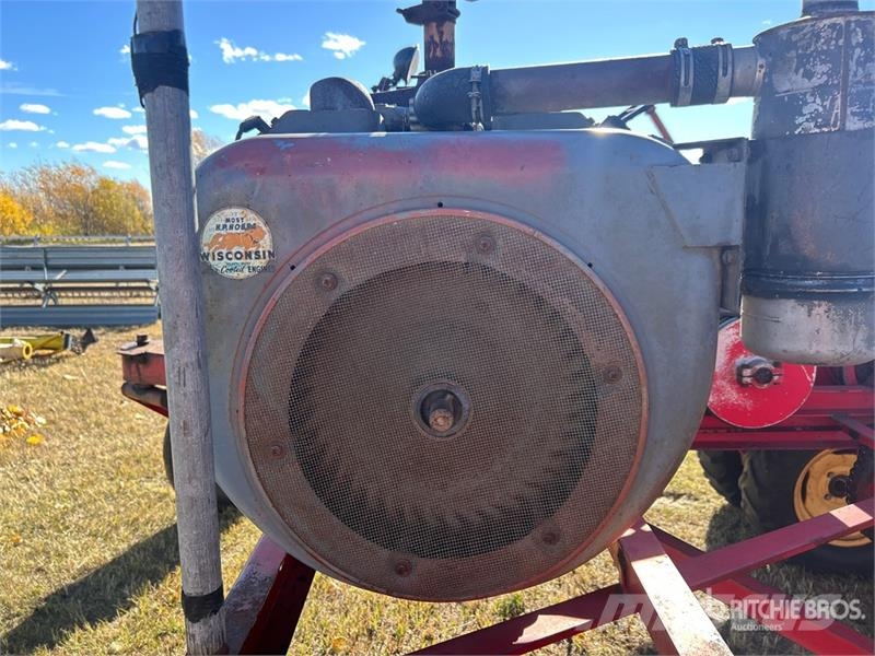 Versatile 103 Swather Windrower Рядковые косилки