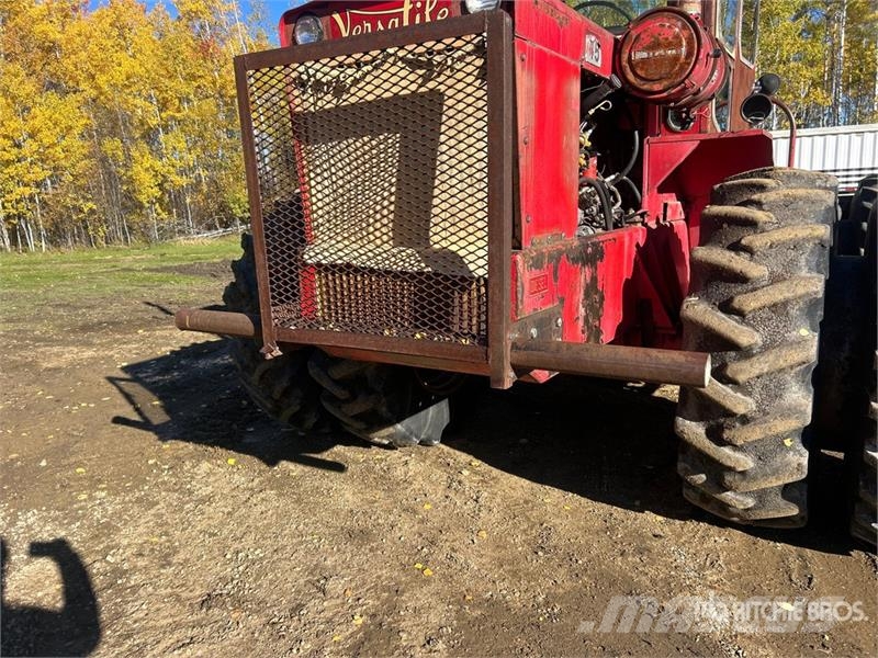 Versatile 145 Articulated 4WD Tractor Ostale poljoprivredne mašine