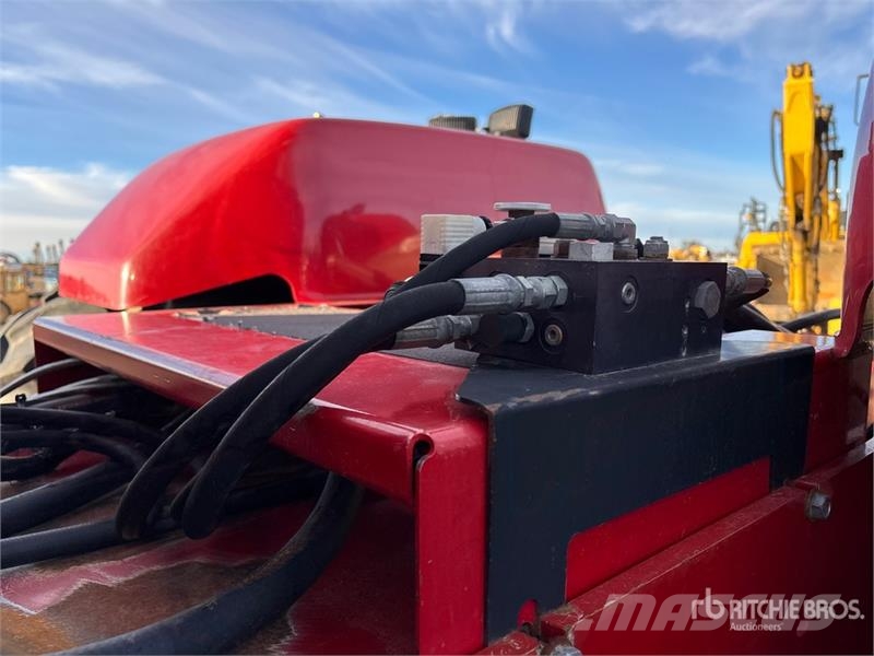 Versatile 2375 Articulated 4WD Tractor Sonstige Landmaschinen