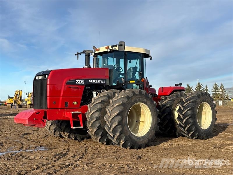 Versatile 2375 Articulated 4WD Tractor Sonstige Landmaschinen