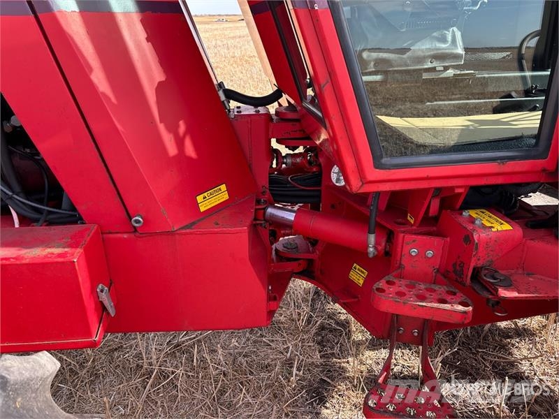 Versatile 256 Bi-Directional Tractor Trattori