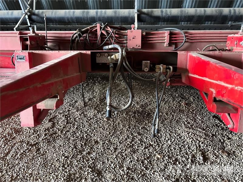 Versatile 4025 25 ft Windrower Header Gadanheiras-fileiras