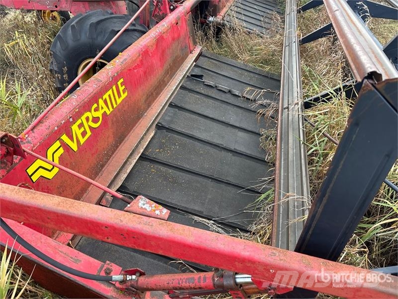 Versatile 4400 21 ft Swather Windrower (Inoperable) Windrowers