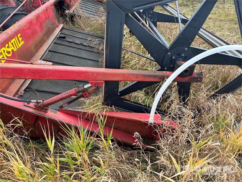 Versatile 4400 21 ft Swather Windrower (Inoperable) Windrowers