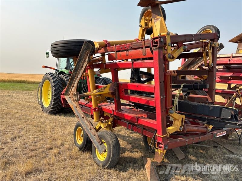 Versatile 5000 45 ft Blade ماكينات وملحقات زراعة أخرى