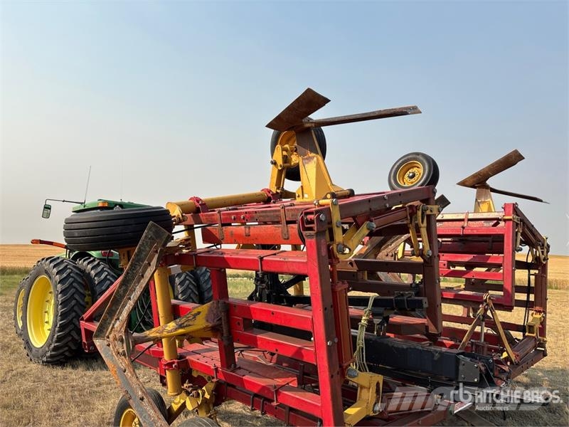 Versatile 5000 45 ft Blade ماكينات وملحقات زراعة أخرى