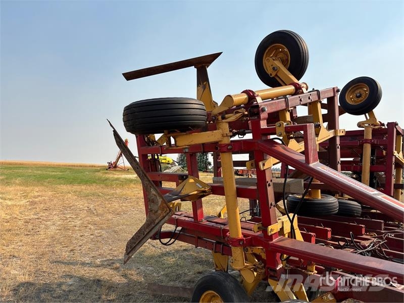 Versatile 5000 45 ft Blade ماكينات وملحقات زراعة أخرى