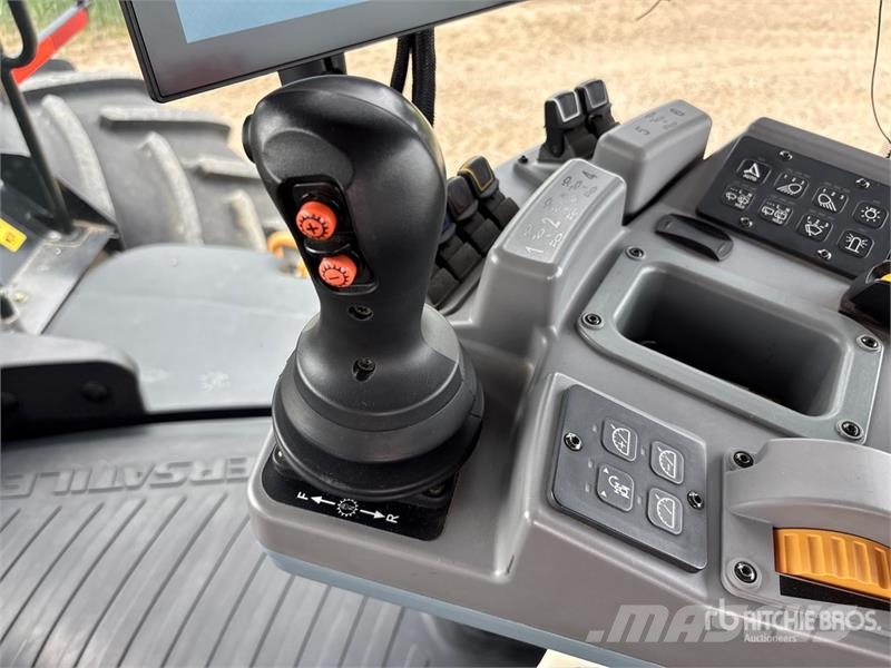 Versatile 520 Articulated 4WD Tractor 농기계 - 기타