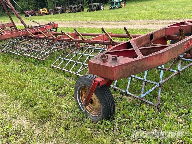 Versatile 80 60 ft Diamond Harrow Eggen