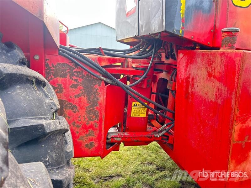 Versatile 835 농기계 - 기타