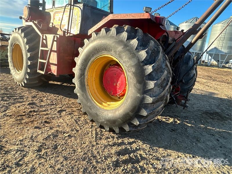 Versatile 835 ماكينات زراعية - غير ذلك