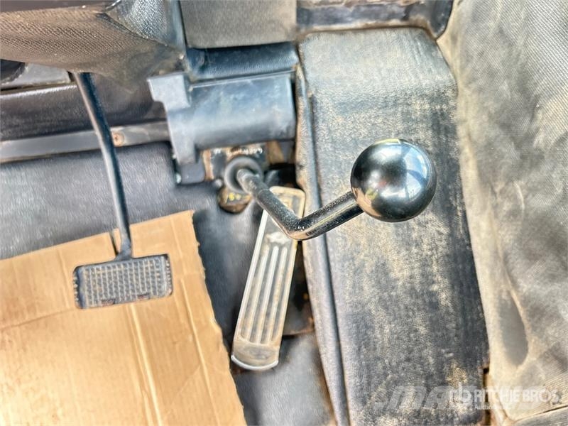 Versatile 835 농기계 - 기타