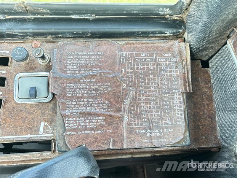Versatile 835 농기계 - 기타