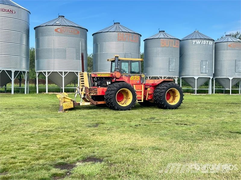 Versatile 835 농기계 - 기타