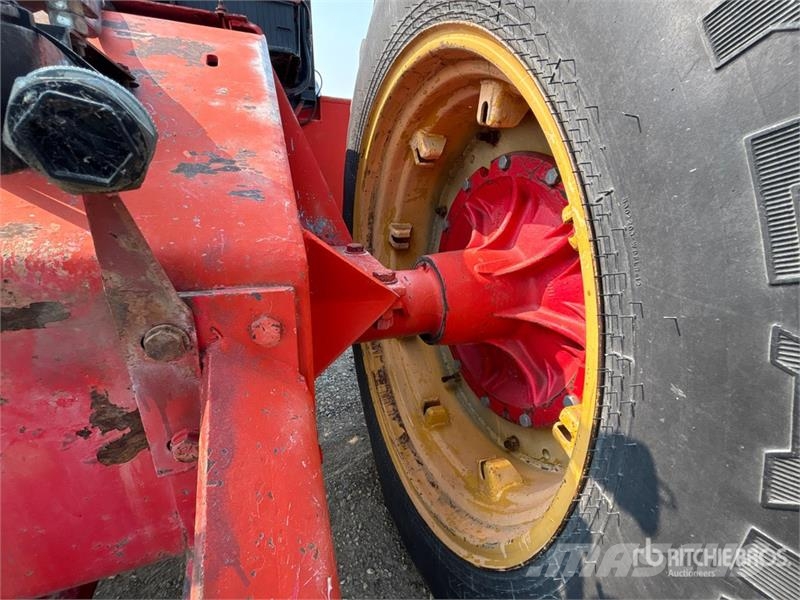 Versatile 850 Articulated 4WD Tractor 농기계 - 기타