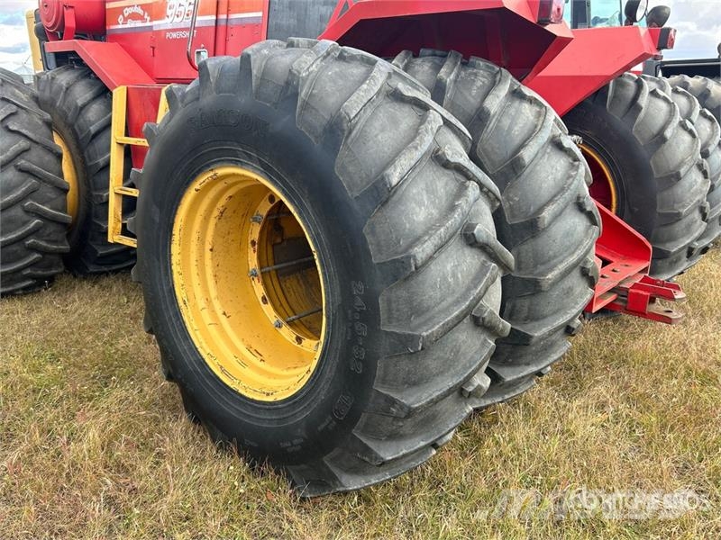 Versatile 955 4WD Tractor Tractoren
