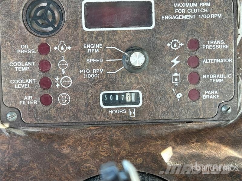 Versatile 955 4WD Tractor Tractoren