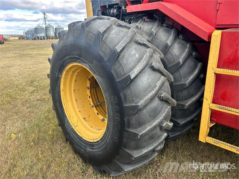 Versatile 955 4WD Tractor Tractoren
