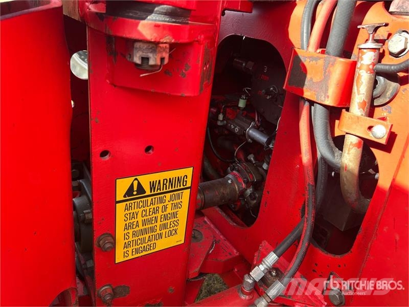 Versatile 955 4WD Tractor Tractoren