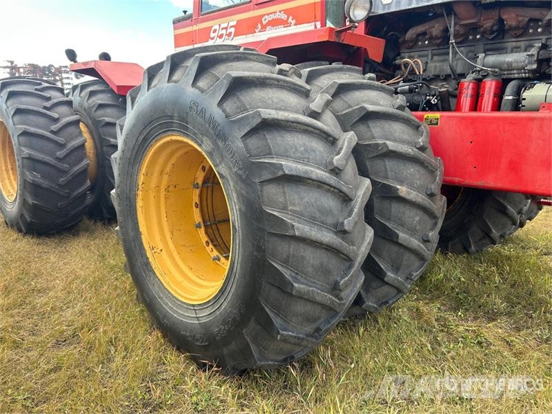 Versatile 955 4WD Tractor Tractoren